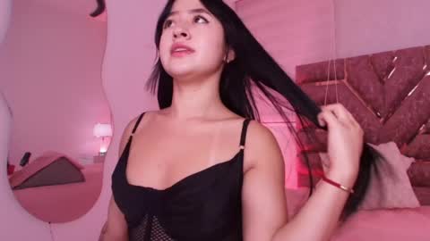 Snapshot of sofia_gomes_ chatting on 06/02/26, 11:56 sofia gomes online show from 06/02/26, 11:56