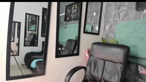 sofia gutierrez   online show from 02/18/25, 12:06