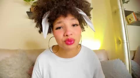 Snapshot of sofia_kay_ chatting on 02/17/26, 06:14 S O F I A online show from 02/17/26, 06:14