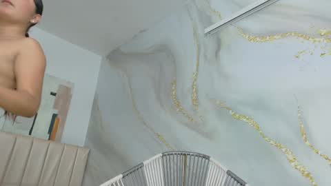 Sofi  online show from 04/24/26, 07:05