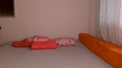 Sofia  online show from 04/11/26, 02:43