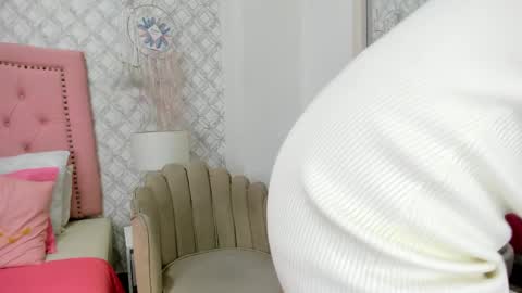 sofia_martinez9 online show from 05/08/26, 08:03