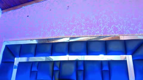 Sofia online show from 10/03/25, 03:14