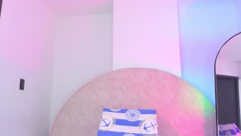 Sofia online show from 11/22/25, 03:16