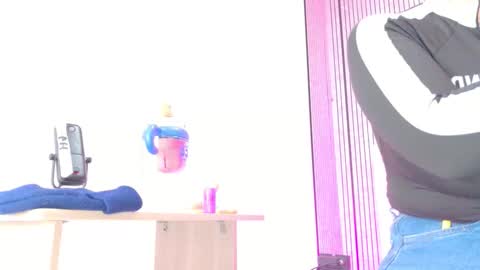 Sofia online show from 02/19/26, 03:02