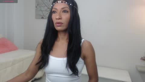 Snapshot of sofia_perez___ chatting on 05/12/26, 08:17 Sofi online show from 05/12/26, 08:17