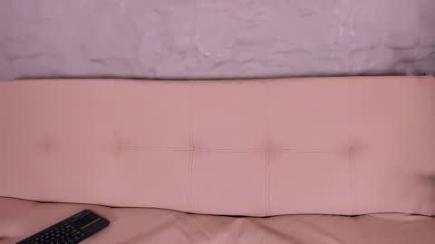 Snapshot of sofia_riveraa chatting on 09/23/25, 08:23 SOFIA online show from 09/23/25, 08:23