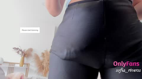sofia_rivers_ online show from 04/19/26, 06:10