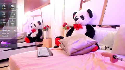 Sofia Samuels online show from 12/22/24, 09:53