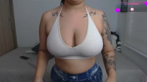 Snapshot of sofia_stonee1 chatting on 02/11/26, 05:40 kanella valery online show from 02/11/26, 05:40