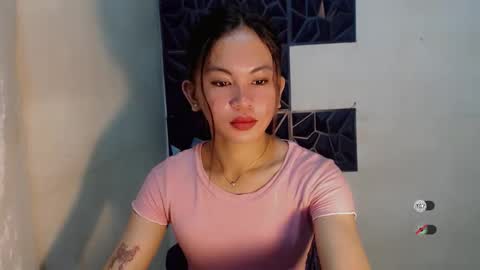 sofia_sweetheart18 online show from 11/09/25, 01:20