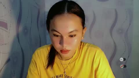 sofia_sweetheart18 online show from 02/10/26, 04:33