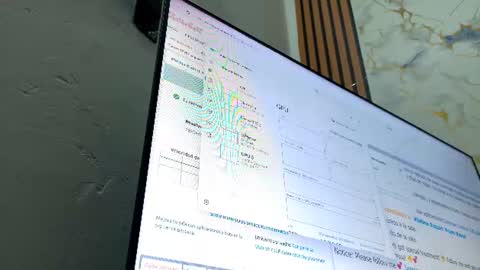 laura online show from 08/05/26, 02:25