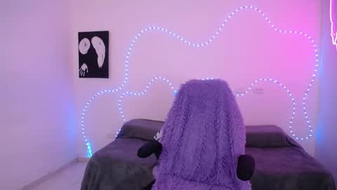 sofia_tgn online show from 04/21/26, 07:17