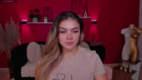sofia_velvetx online show from 06/16/26, 01:25