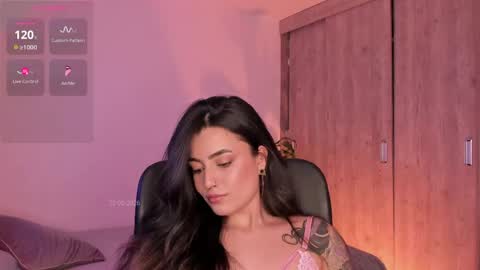Sofia online show from 05/20/26, 11:44