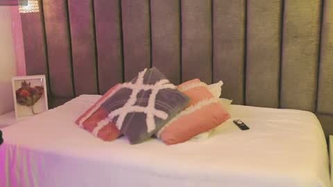 Sofi online show from 04/21/26, 11:05