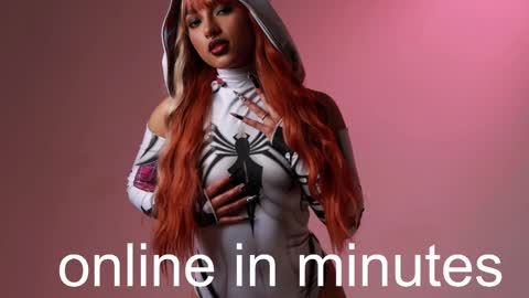 Snapshot of sofiaafoxx chatting on 01/19/25, 04:54 Sofia online show from 01/19/25, 04:54