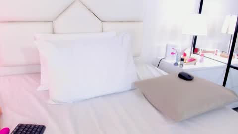 Sofia online show from 01/19/26, 03:16