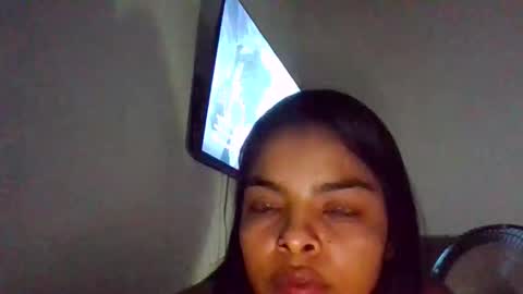 Danna Sofia online show from 12/22/25, 01:46