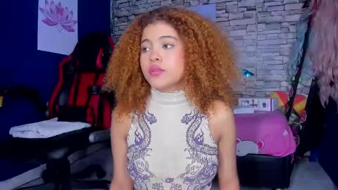 Snapshot of sofiacastillo01 chatting on 01/30/25, 05:17 sofiacastillo01 online show from 01/30/25, 05:17