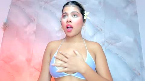 Snapshot of sofiacastillo01 chatting on 06/09/26, 02:06 sofiacastillo01 online show from 06/09/26, 02:06