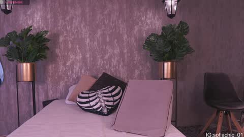 Sofia online show from 09/16/25, 01:12