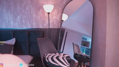 Sofia online show from 04/05/26, 02:03