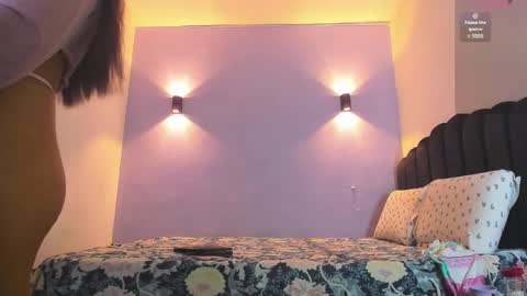 Snapshot of sofiaclaus_19 chatting on 03/11/25, 03:59 Sofia online show from 03/11/25, 03:59