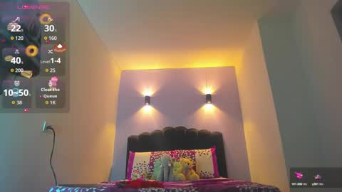 Snapshot of sofiaclaus_19 chatting on 09/17/25, 04:14 Sofia online show from 09/17/25, 04:14