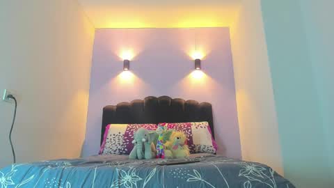 Snapshot of sofiaclaus_19 chatting on 09/26/25, 04:49 Sofia online show from 09/26/25, 04:49