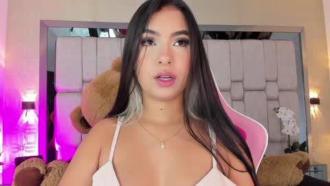 Sofia  online show from 02/01/25, 11:32