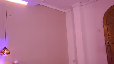 Sofia  online show from 09/30/25, 12:21