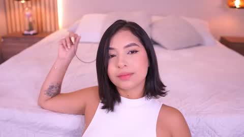 Sofia  online show from 10/07/25, 12:13