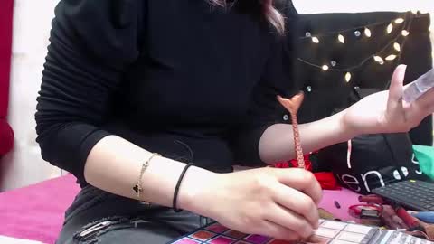 Sofi online show from 09/15/25, 02:39