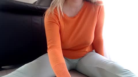 Snapshot of sofialenis chatting on 12/28/24, 12:24 SofiaLenis online show from 12/28/24, 12:24