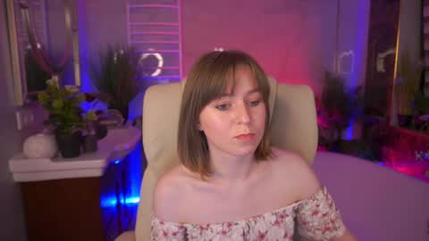 SofiaLuxuryy online show from 04/27/26, 10:52