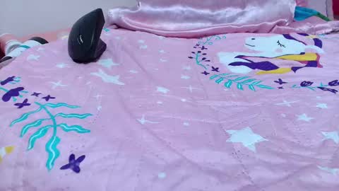 Sofiamillerrs online show from 02/11/25, 04:33