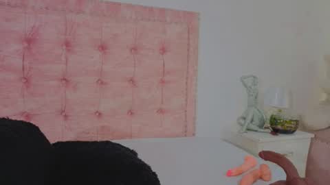 sofianixonn online show from 06/19/26, 01:04