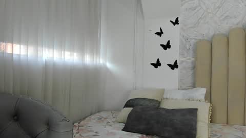 Snapshot of sofiarios04 chatting on 12/16/24, 12:06 Sofia online show from 12/16/24, 12:06