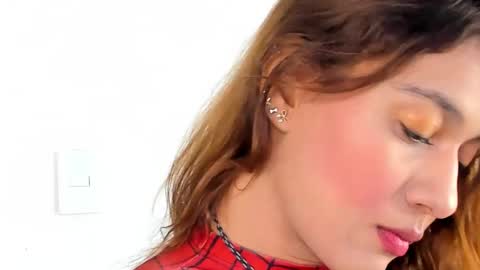 Snapshot of sofiarios04 chatting on 09/11/25, 12:38 Sofia online show from 09/11/25, 12:38