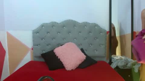 Sofia online show from 07/01/26, 05:34
