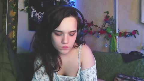 Snapshot of sofiberg chatting on 04/27/26, 11:58 SofiBerg online show from 04/27/26, 11:58