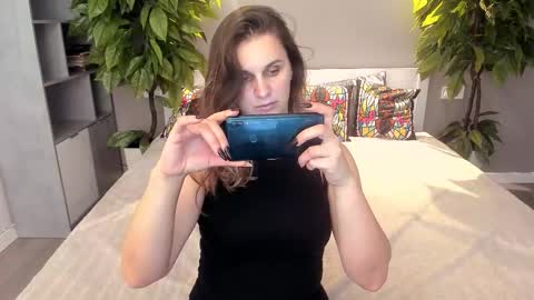 Sofi online show from 11/17/25, 08:03