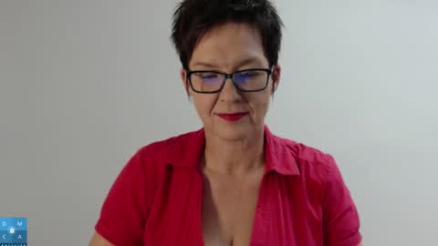 Sofie Velvet online show from 09/23/25, 04:21