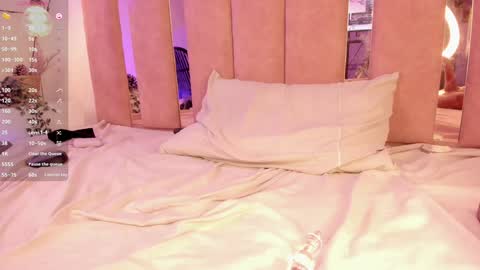 Sofie online show from 01/30/25, 06:54