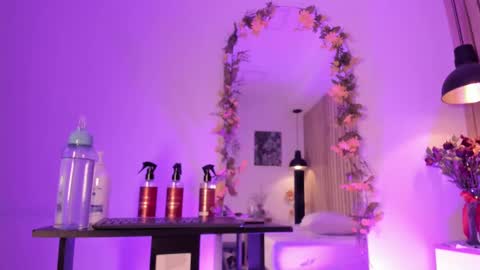 Sofie online show from 09/22/25, 01:46