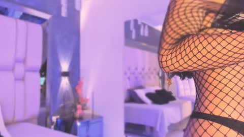 Snapshot of sofiewild_ chatting on 11/15/25, 07:32 sofie online show from 11/15/25, 07:32