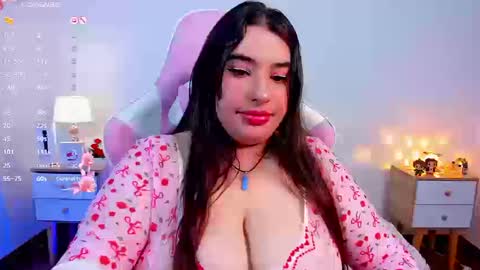     -  . -  .    online show from 09/13/25, 04:01