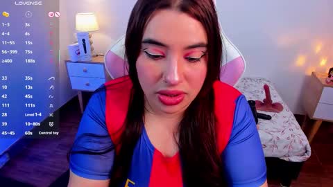     -  . -  .    online show from 10/31/25, 04:13